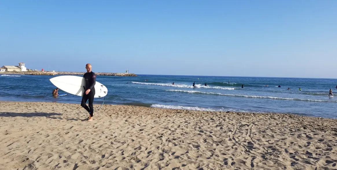 Краткосрочная аренда  отдельно стоящей виллы в Artola 19