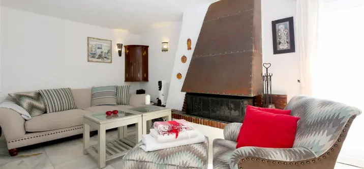 Краткосрочная аренда таунхауса в Estepona 2