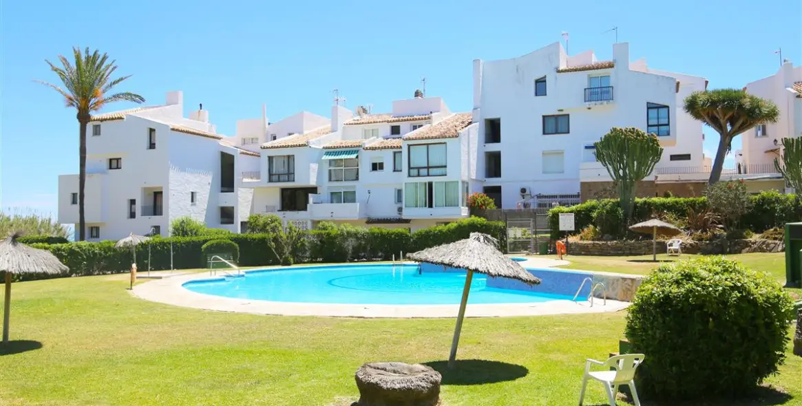 Alquiler a corto plazo de adosado en Estepona 2