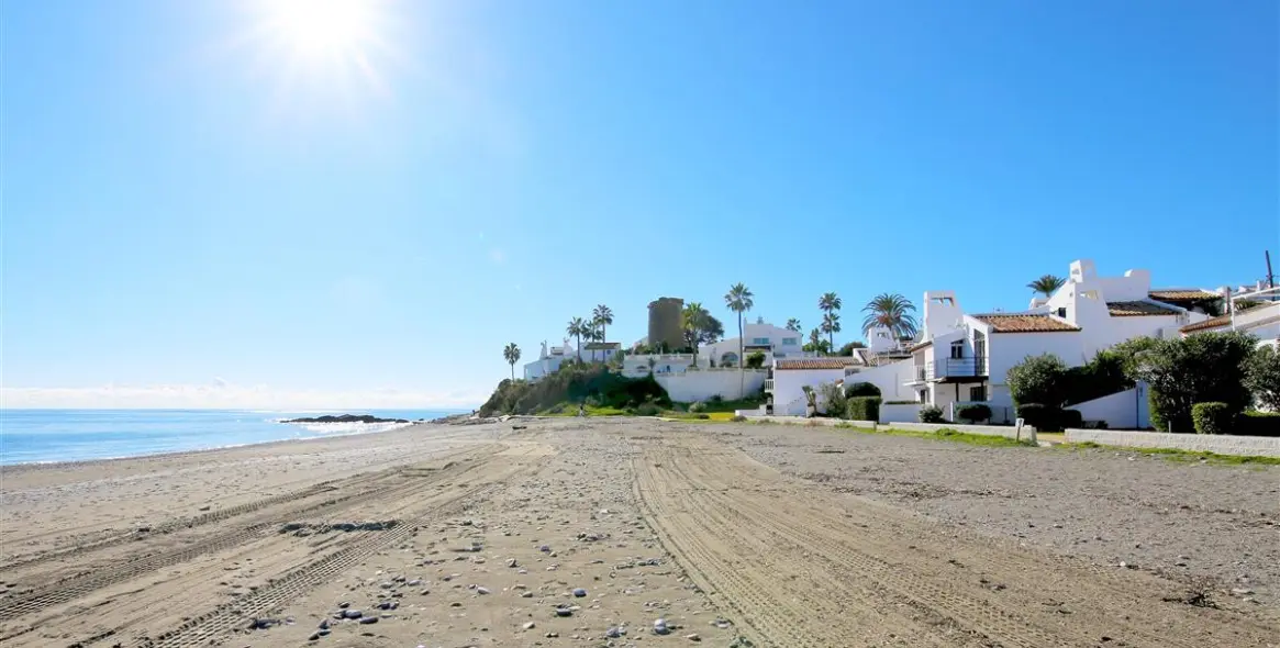 Alquiler a corto plazo de adosado en Estepona 24