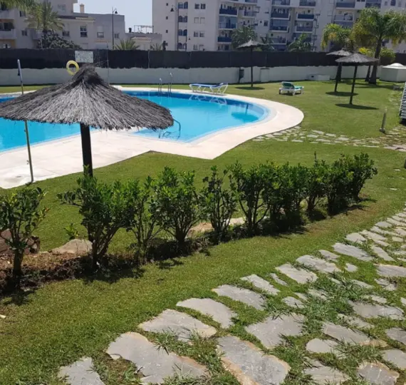 Short-term rent of ground floor apartment in Estepona