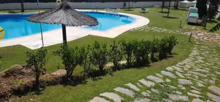 Short-term rent of ground floor apartment in Estepona 0