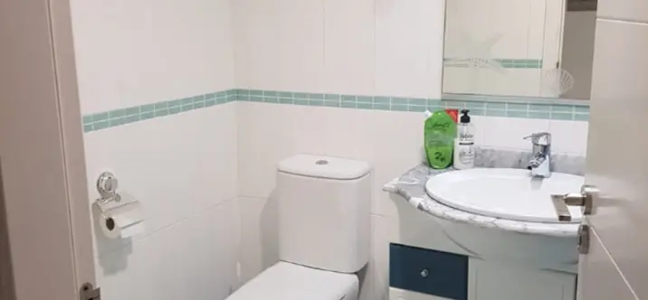 Alquiler a corto plazo de apartamento en planta baja en Estepona 3