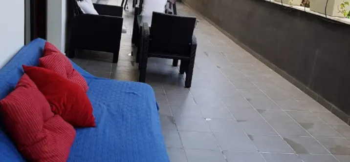 Alquiler a corto plazo de apartamento en planta baja en Estepona 4