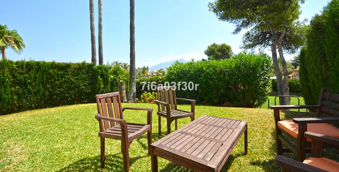 Краткосрочная аренда таунхауса в Guadalmina Alta 11