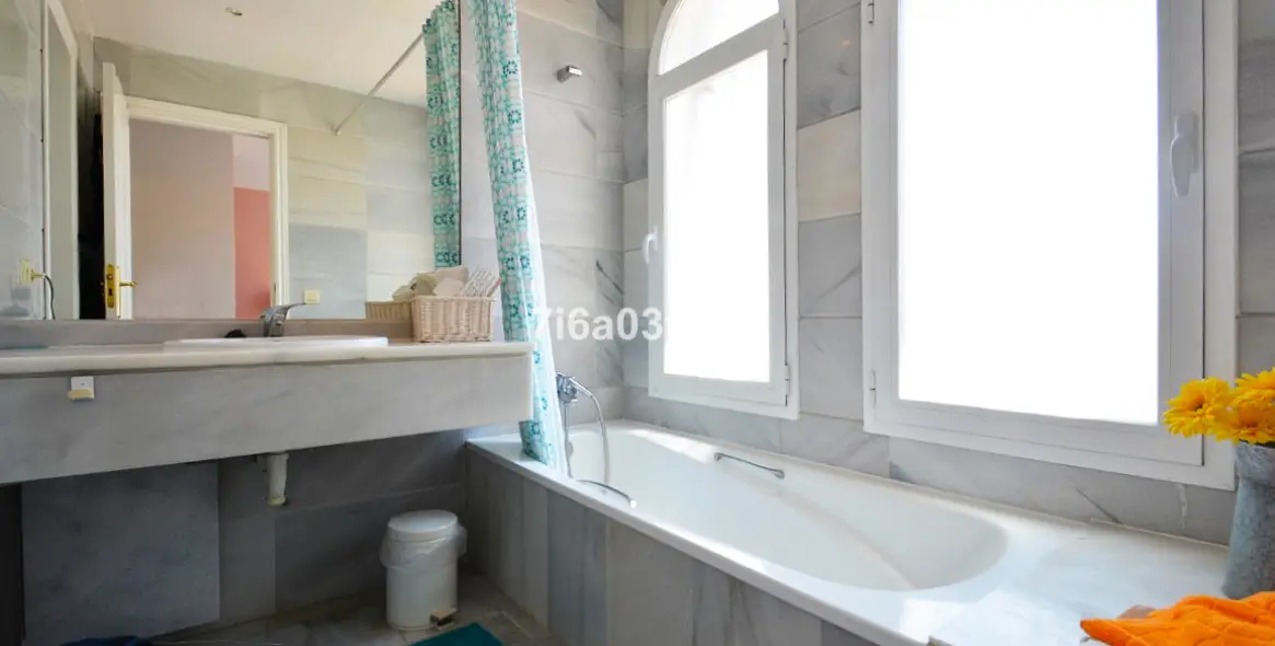 Краткосрочная аренда таунхауса в Guadalmina Alta 15