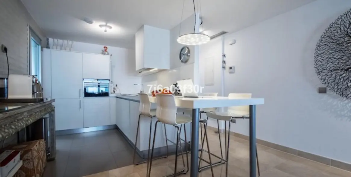 Short-term rent of middle floor apartment in San Pedro de Alcántara 6