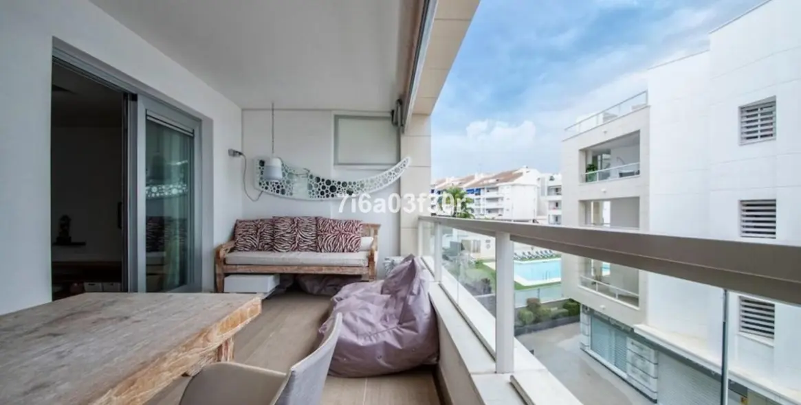 Short-term rent of middle floor apartment in San Pedro de Alcántara 12