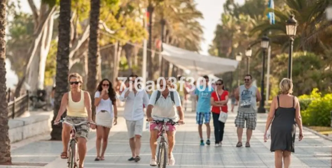 Short-term rent of middle floor apartment in San Pedro de Alcántara 19