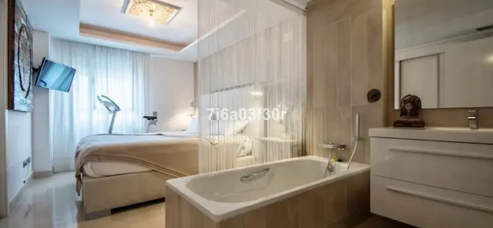 Short-term rent of middle floor apartment in San Pedro de Alcántara 1