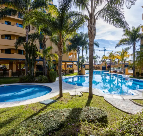 Alquiler a corto plazo de ático en San Pedro de Alcántara