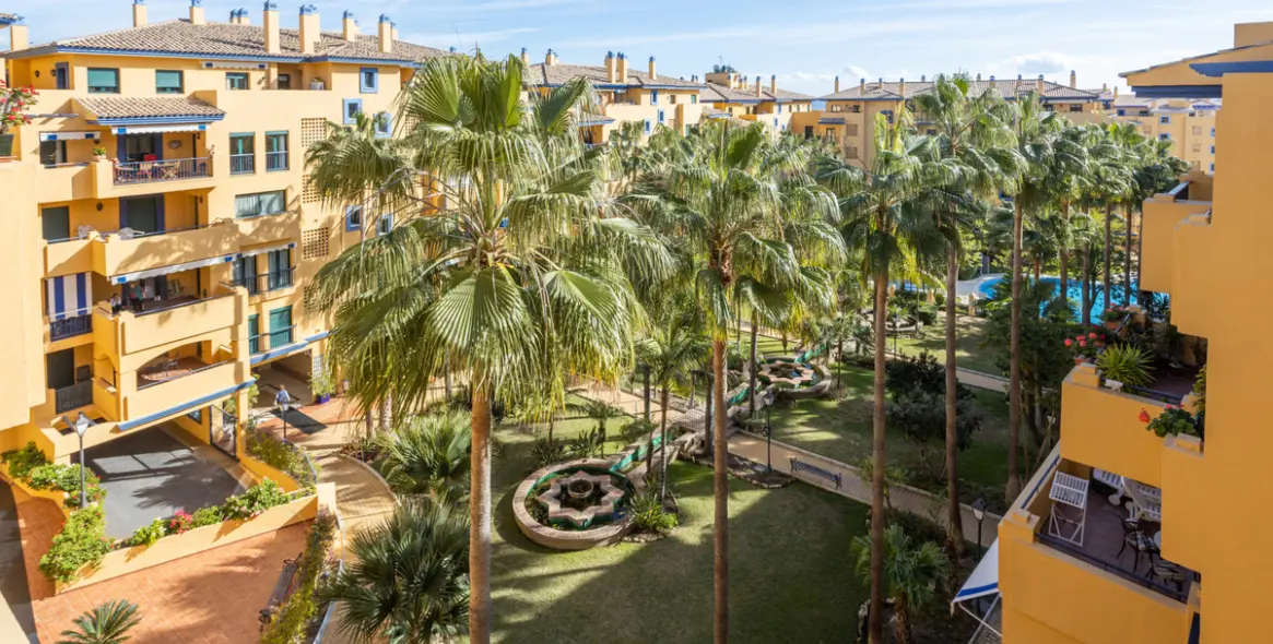 Short-term rent of penthouse in San Pedro de Alcántara 8