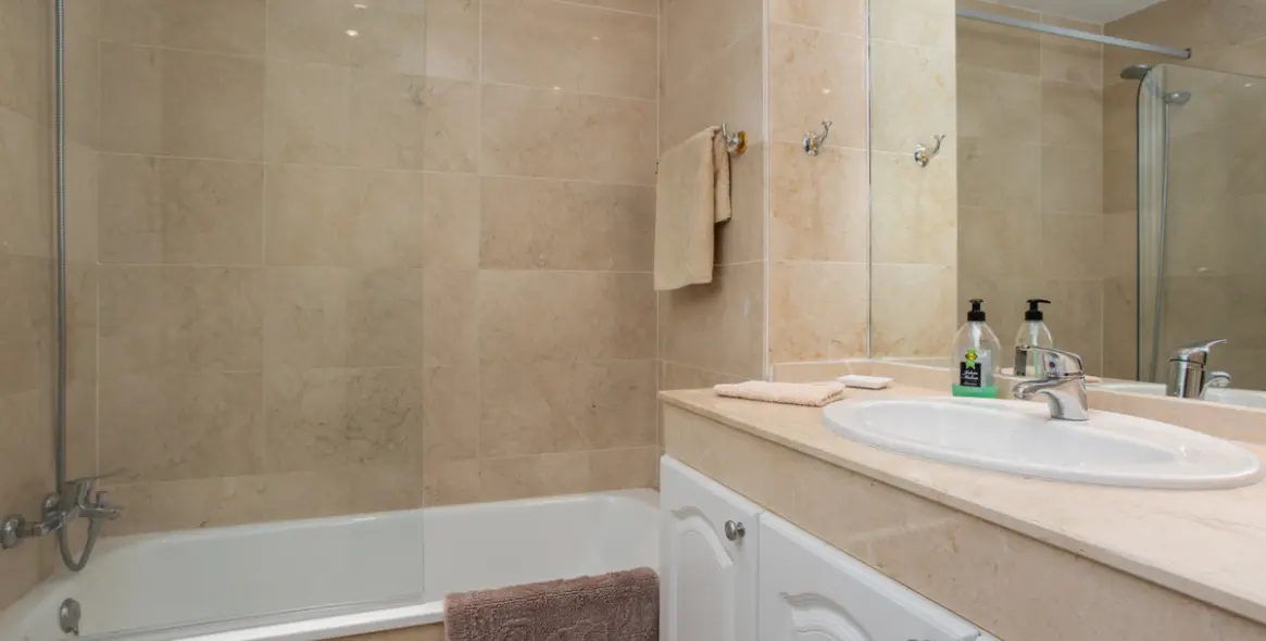 Short-term rent of penthouse in San Pedro de Alcántara 13
