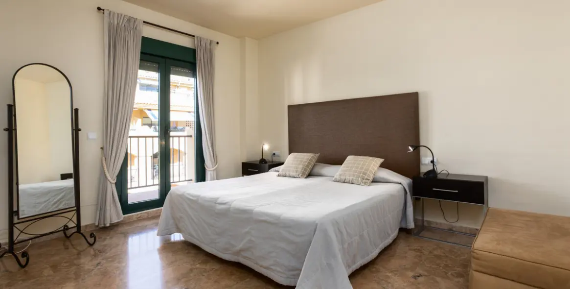 Short-term rent of penthouse in San Pedro de Alcántara 17