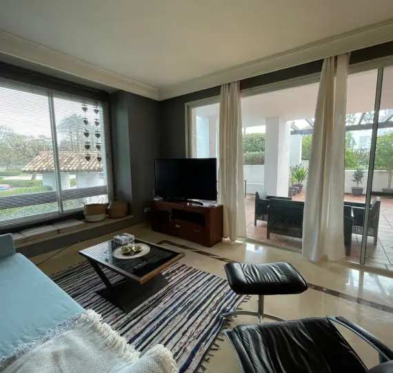 Short-term rent of ground floor apartment in Estepona