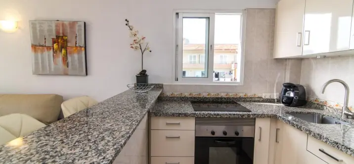 Short-term rent of penthouse in Puerto Banús 2