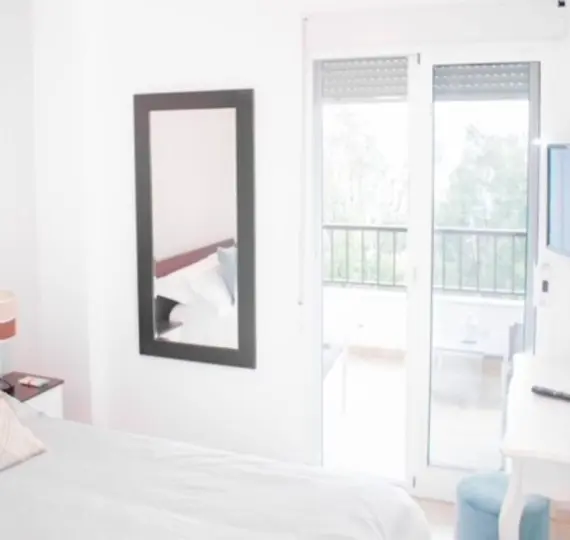 Short-term rent of penthouse in Puerto Banús