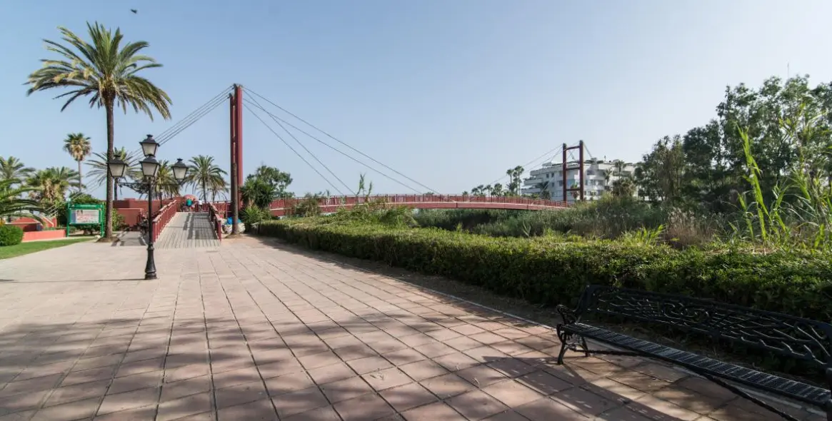 Short-term rent of penthouse in Puerto Banús 22