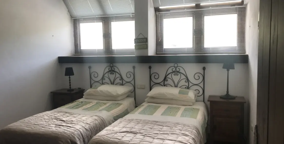 Short-term rent of townhouse in Benahavís 11