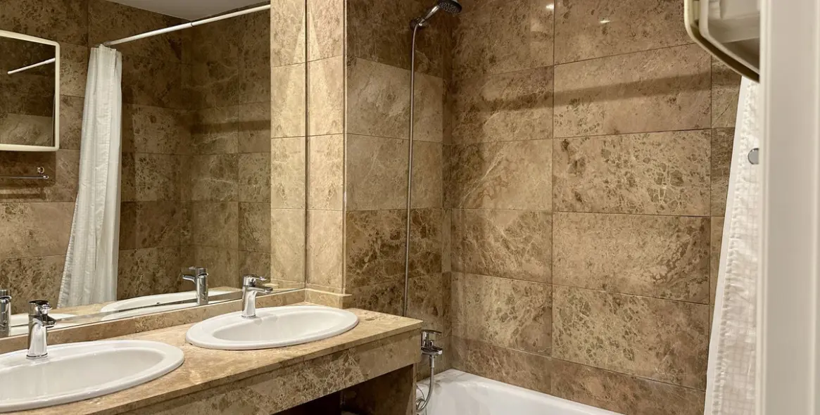 Short-term rent of middle floor apartment in San Pedro de Alcántara 19