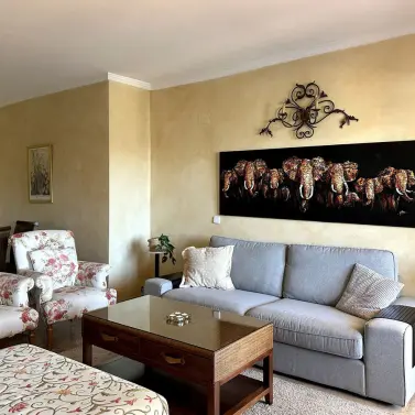 Краткосрочная аренда апартаментов на среднем этаже в San Pedro de Alcántara