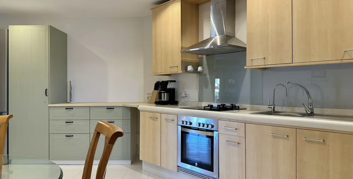 Краткосрочная аренда апартаментов на среднем этаже в San Pedro de Alcántara 10