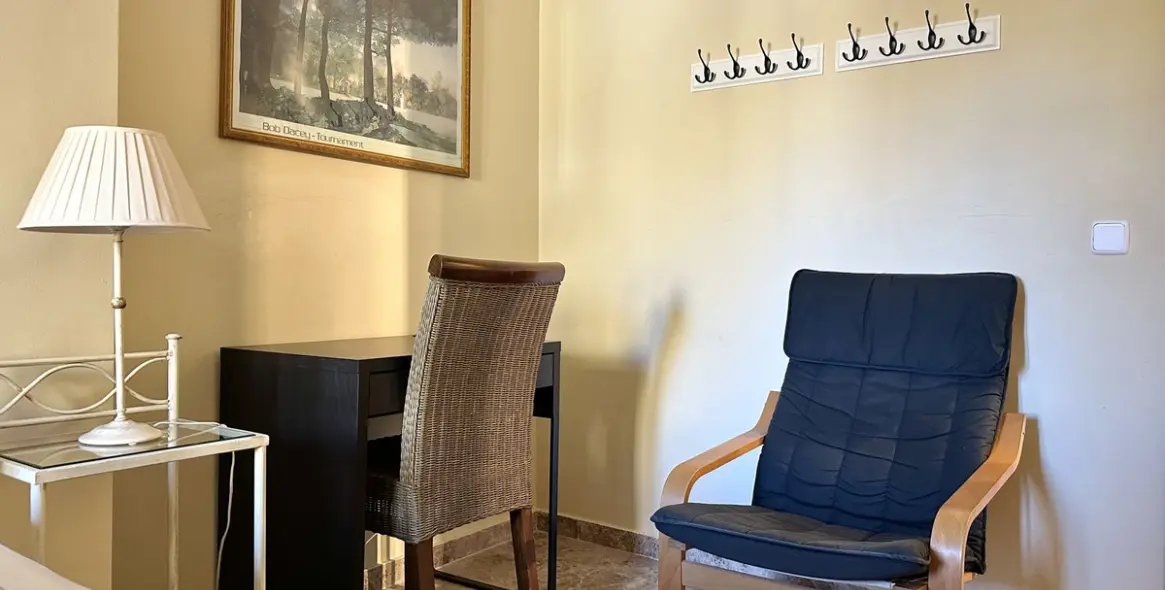 Short-term rent of middle floor apartment in San Pedro de Alcántara 12