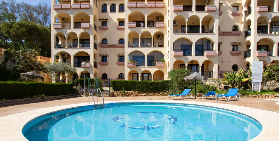 Long-term rent of middle floor apartment in Torrenueva 5