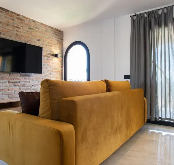 Долгосрочная аренда апартаментов на среднем этаже в Torrenueva