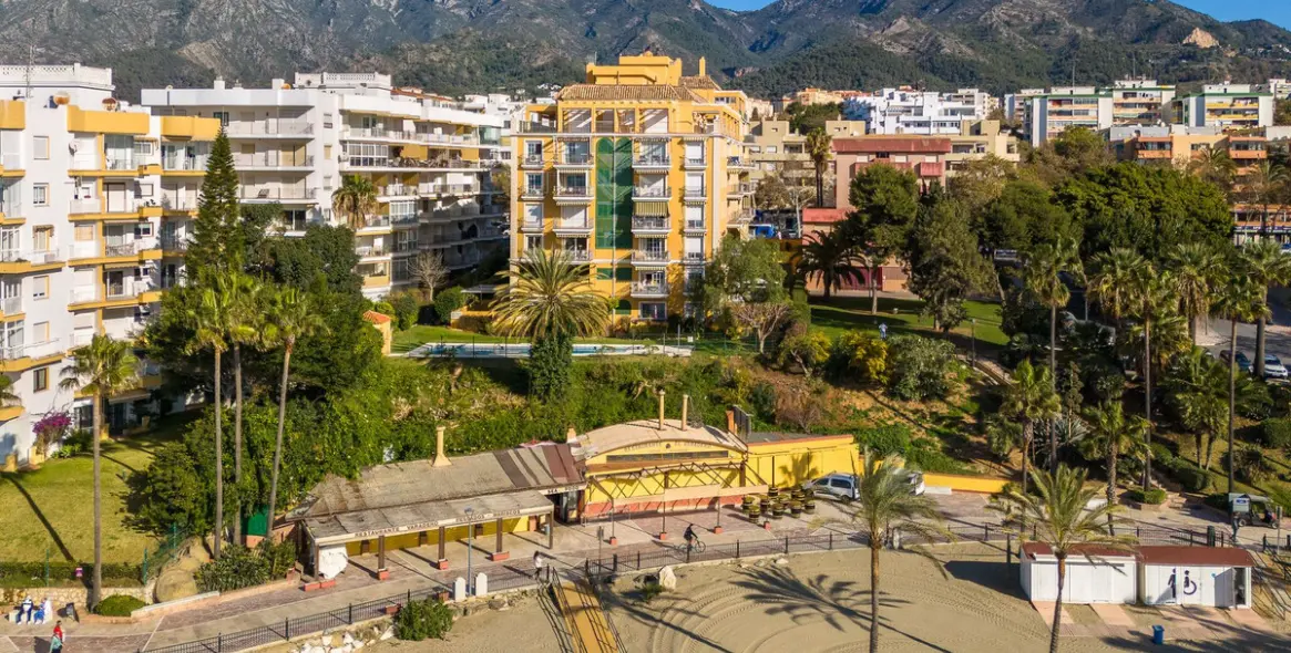 Long-term rent of middle floor apartment in Marbella 2