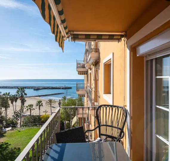 Long-term rent of middle floor apartment in Marbella