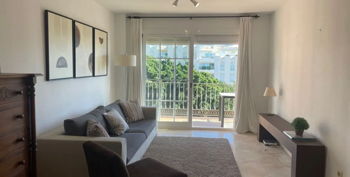 Long-term rent of middle floor apartment in Marbella 6
