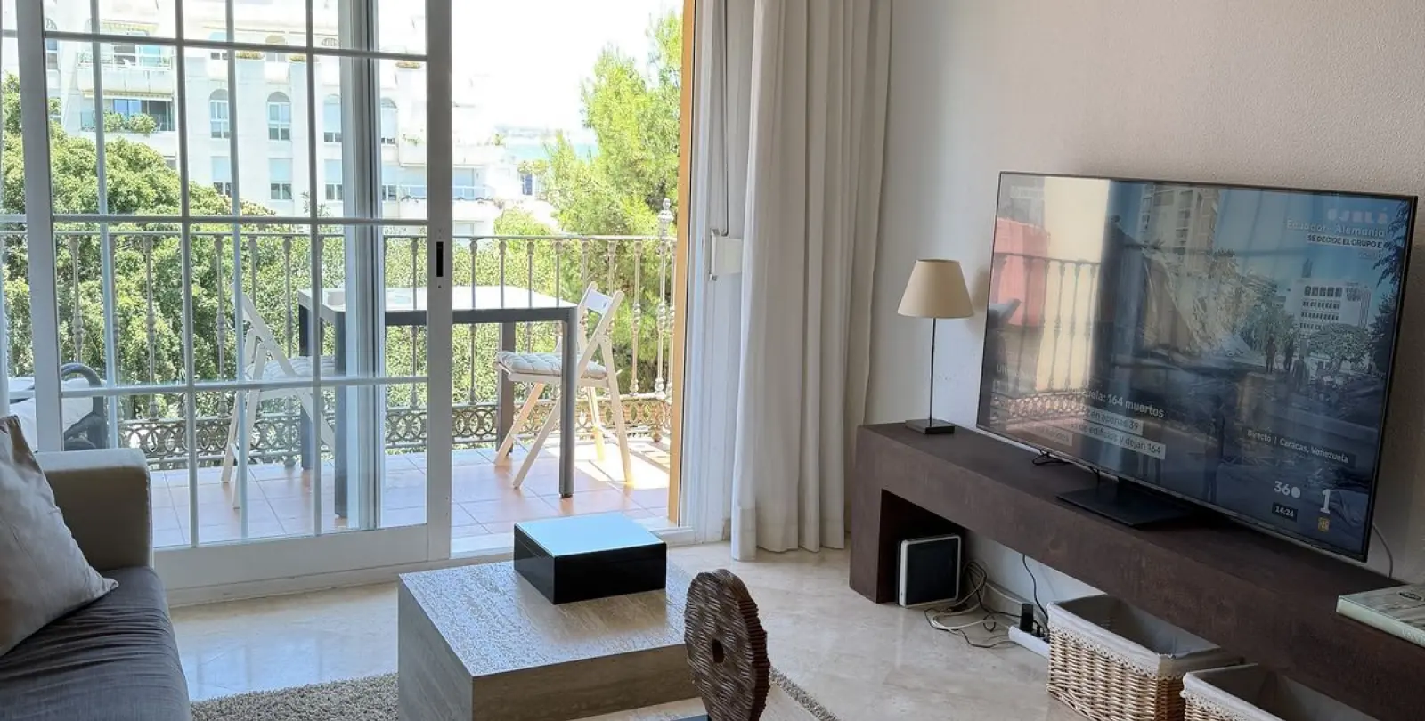 Venta de apartamento en planta media en Marbella 6