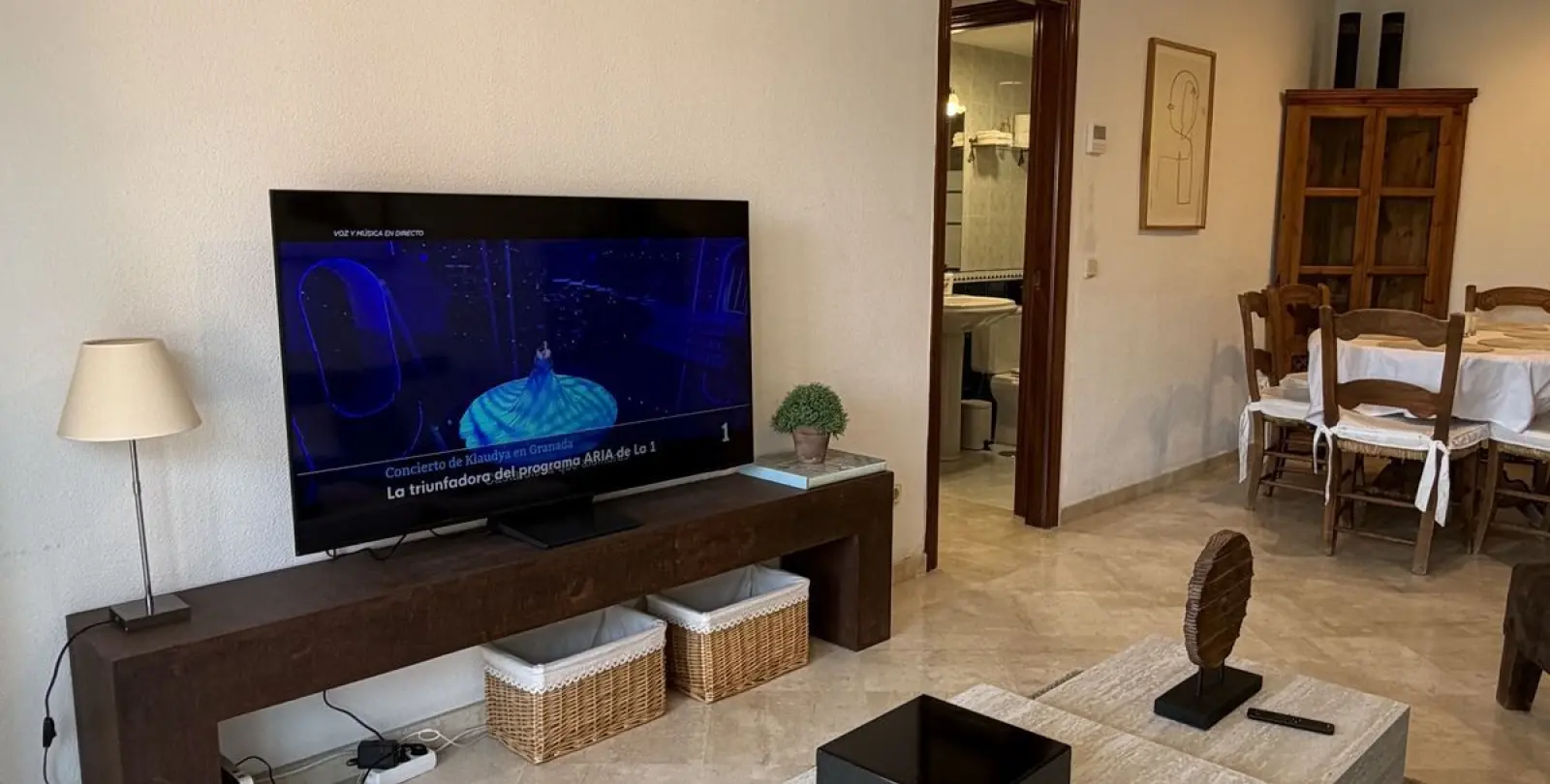 Venta de apartamento en planta media en Marbella 11