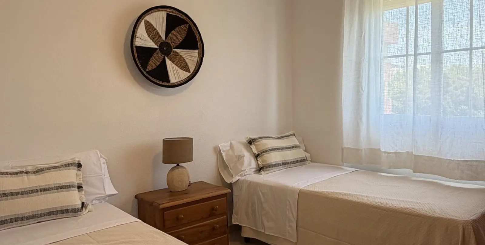 Venta de apartamento en planta media en Marbella 17
