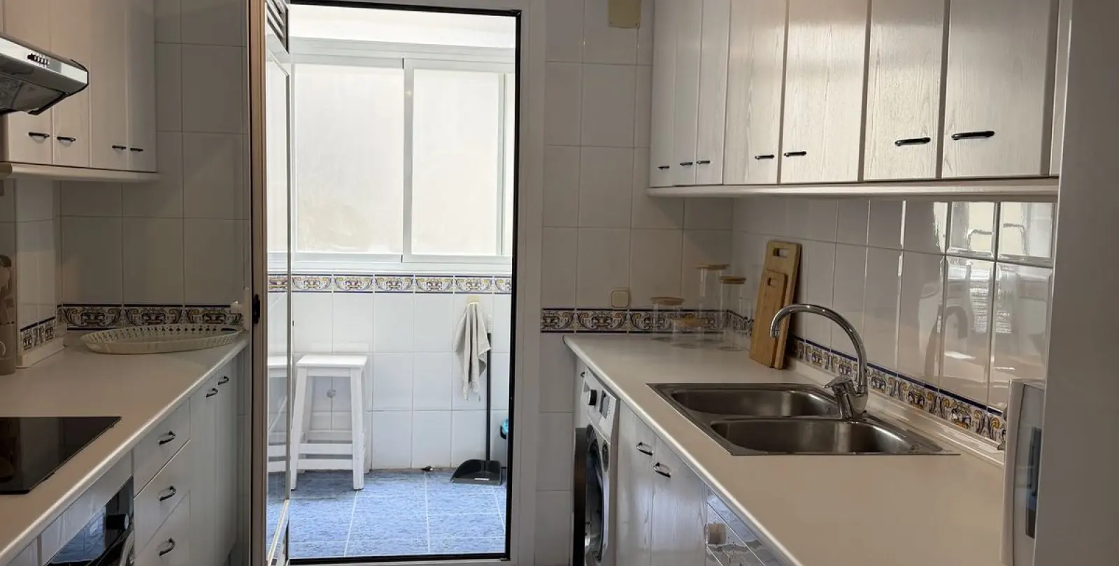 Venta de apartamento en planta media en Marbella 26