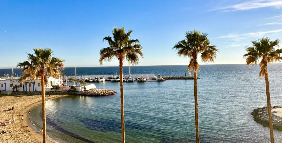 Short-term rent of middle floor apartment in Marbella 2