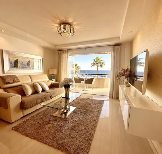 Short-term rent of middle floor apartment in Marbella