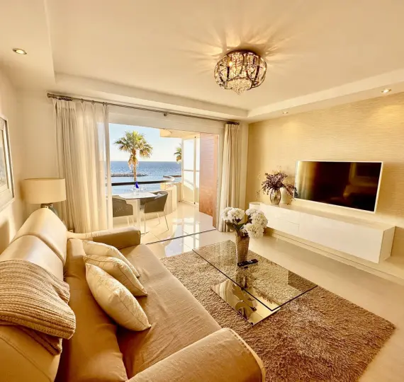 Short-term rent of middle floor apartment in Marbella