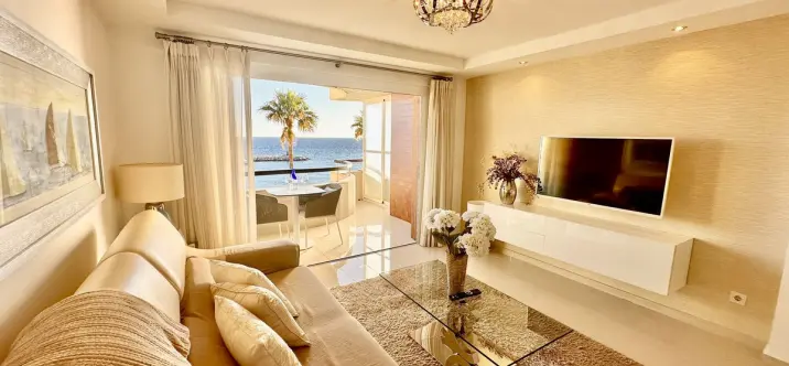 Short-term rent of middle floor apartment in Marbella 4