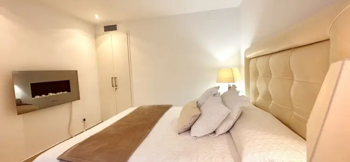 Short-term rent of middle floor apartment in Marbella 3