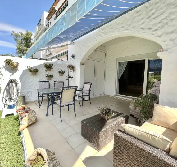 Краткосрочная аренда дома на две семьи в El Paraiso