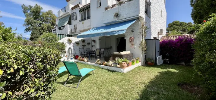 Short-term rent of semi-detached house in El Paraiso 0