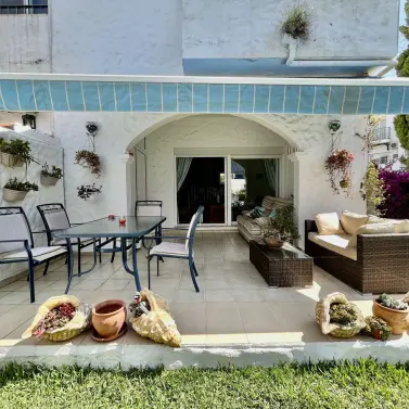 Short-term rent of semi-detached house in El Paraiso