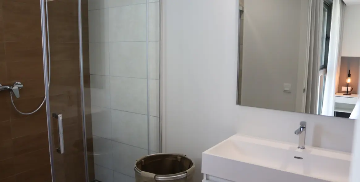 Short-term rent of penthouse in Cancelada 8