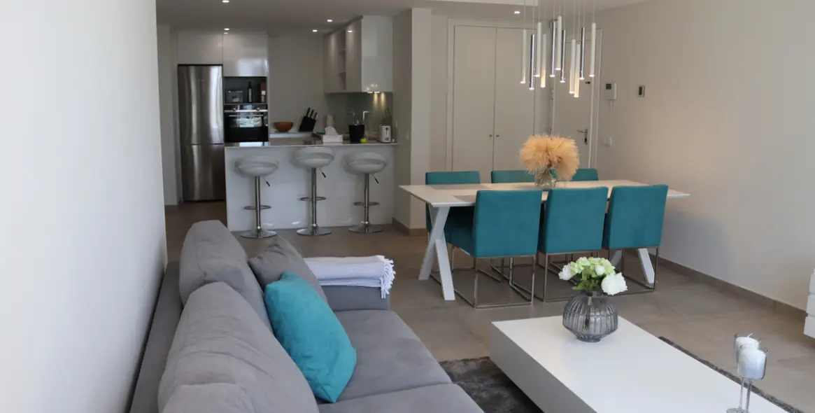 Short-term rent of penthouse in Cancelada 27