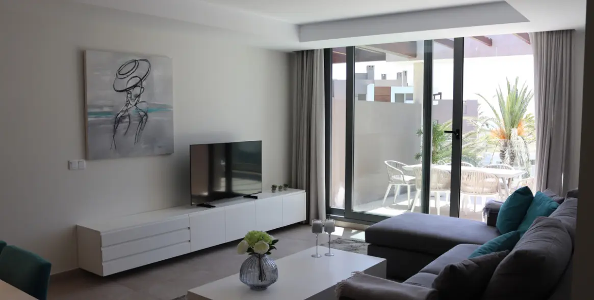 Short-term rent of penthouse in Cancelada 36