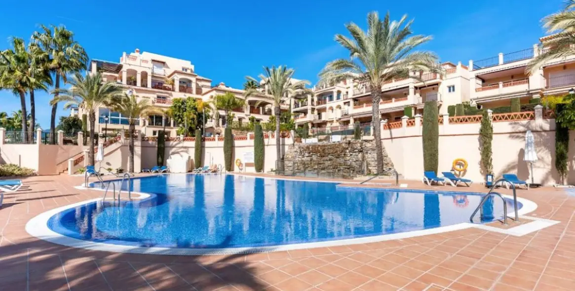 Long-term rent of middle floor apartment in Atalaya 1