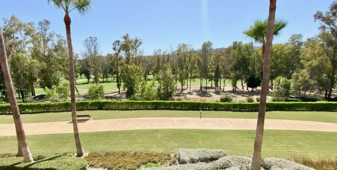 Long-term rent of middle floor apartment in Atalaya 5