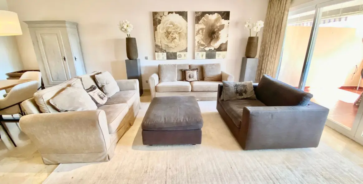 Long-term rent of middle floor apartment in Atalaya 14